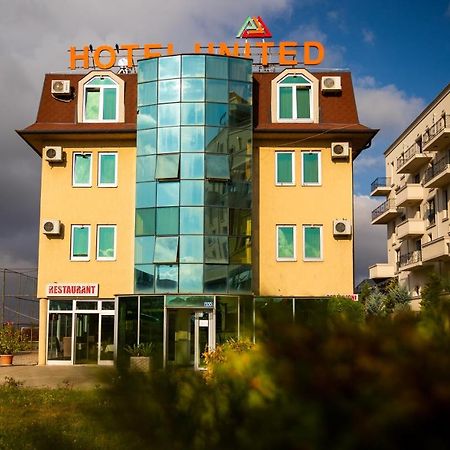 Hotel United Cagllavice Exterior foto